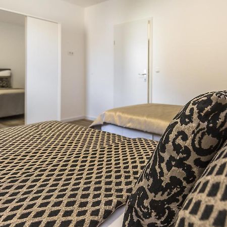 Luxury 2 Bedroom Apartment With Sea View บาชกาโวดา ภายนอก รูปภาพ