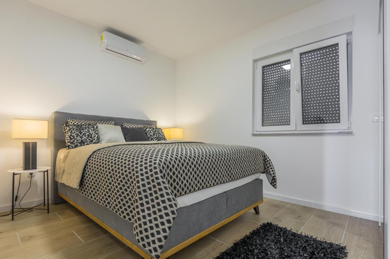 Luxury 2 Bedroom Apartment With Sea View บาชกาโวดา ภายนอก รูปภาพ
