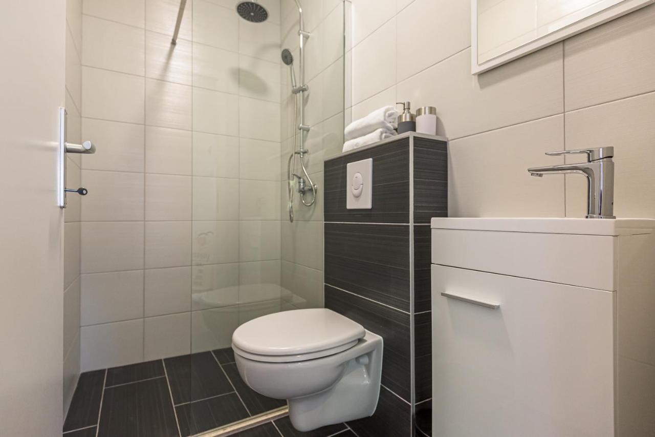Luxury 2 Bedroom Apartment With Sea View บาชกาโวดา ภายนอก รูปภาพ